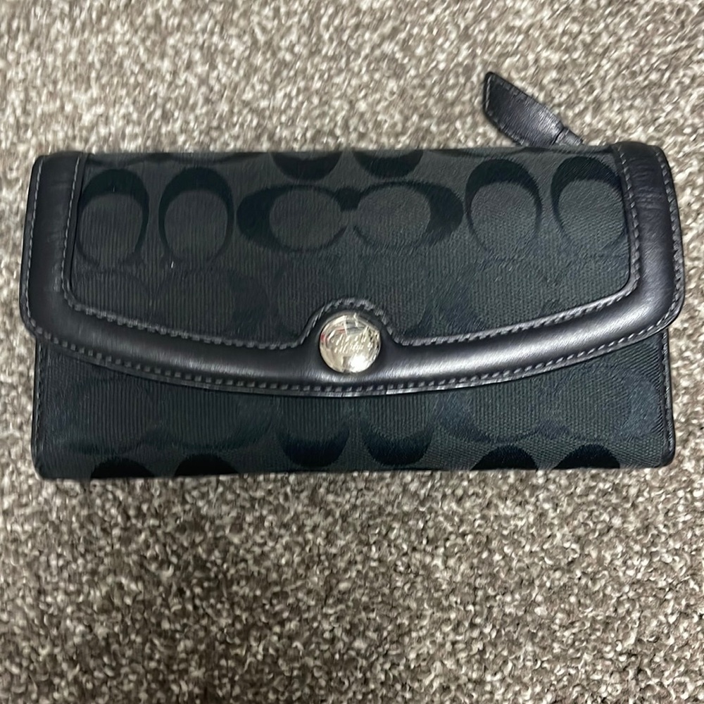 Coach wallet
